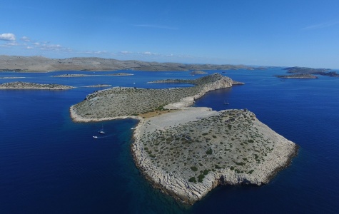 Otok Mana